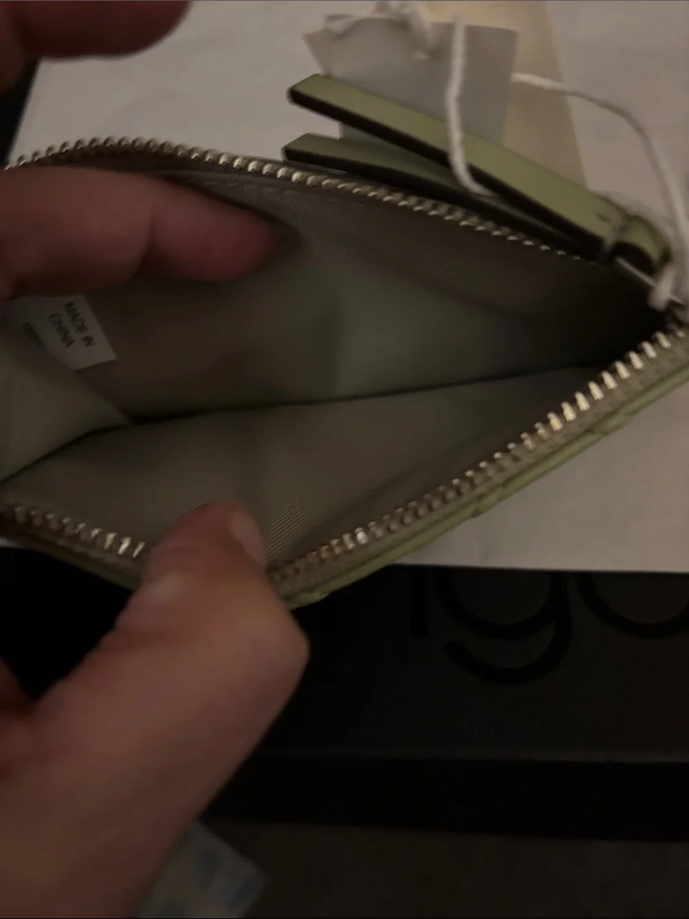 Tory Burch Olive Sprig Leather Zip Card Case